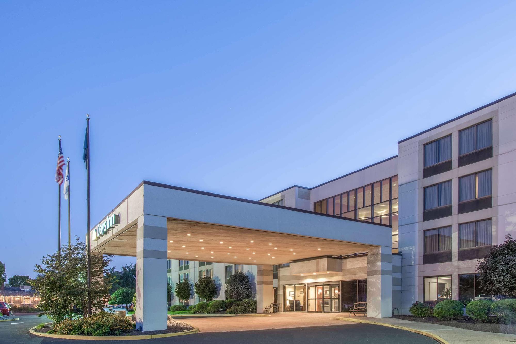 Days Inn By Wyndham Horsham Philadelphia מראה חיצוני תמונה