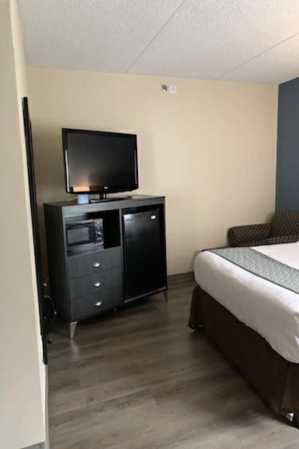 Days Inn By Wyndham Horsham Philadelphia מראה חיצוני תמונה